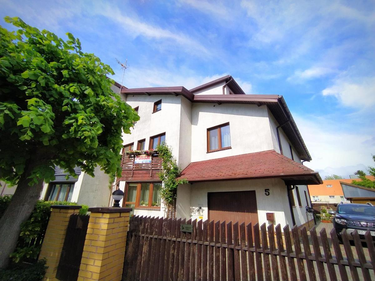 Ferienwohnung U Zajaczka Dziwnów Exterior foto